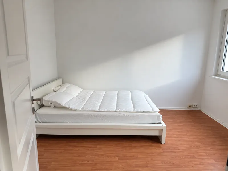 Voll möbliert & frisch renoviert: 2 Zimmer mitten in Berlin, 5 Min. zum Alexanderplatz – auf Zeit — photo 1